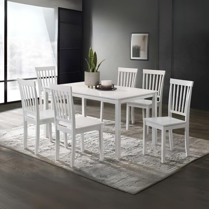 Tavolo Dori in legno colore bianco H 73.8x140x80 cm.